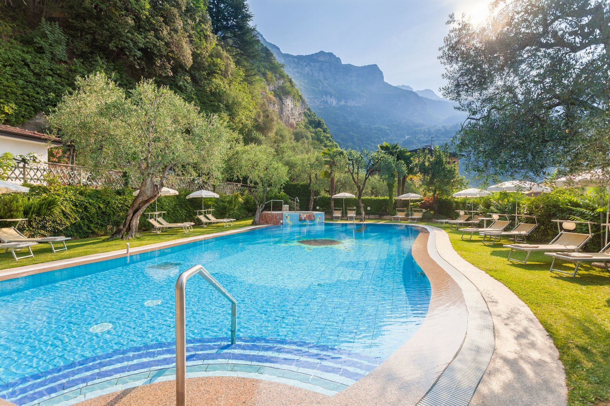 Hotel Continental - Tonelli Hotels Torbole Sul Garda Kültér fotó